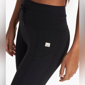 VUORI Pocket Leggings in Black, Size Medium, NWOT
